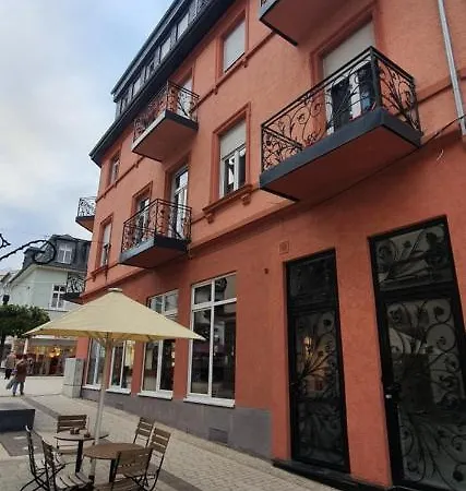 Fashion 住宿加早餐酒店 *